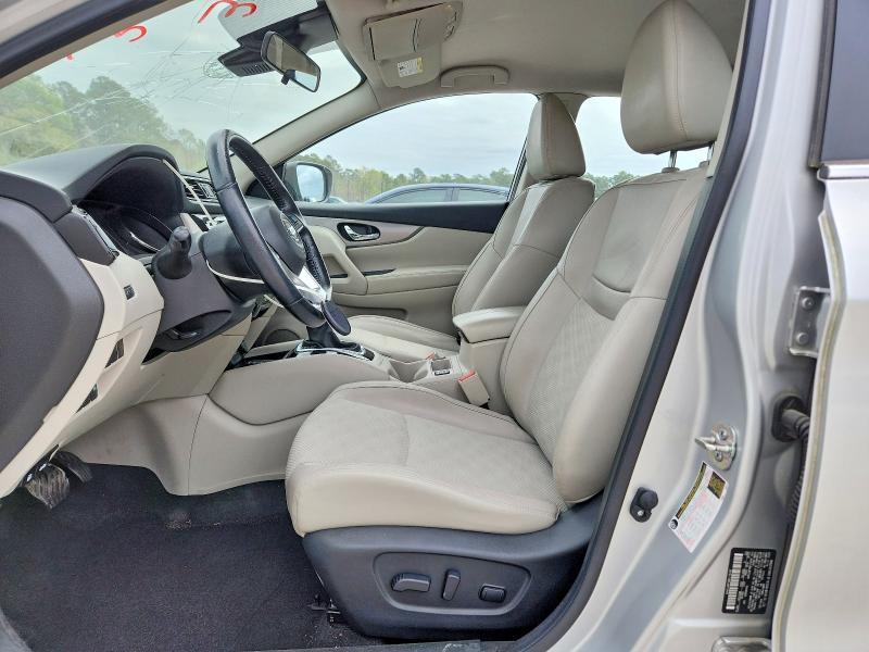 2020 Nissan Rogue Sport sv