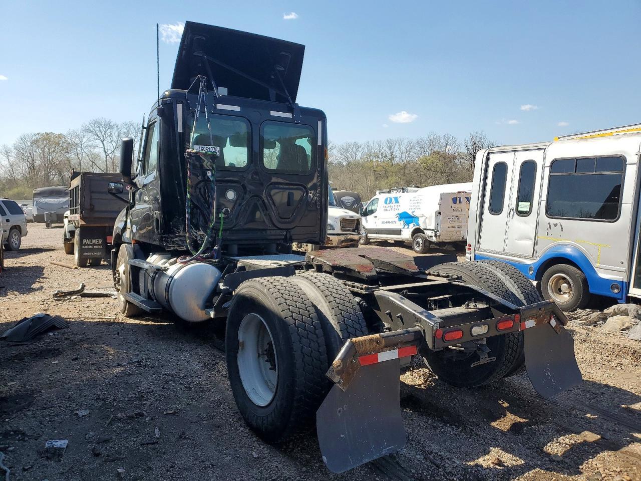 2022 Freigliner 2022 Freightliner Cascadia 126 Semi Truck