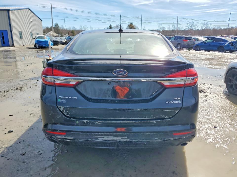 2018 Ford Fusion se Hybrid