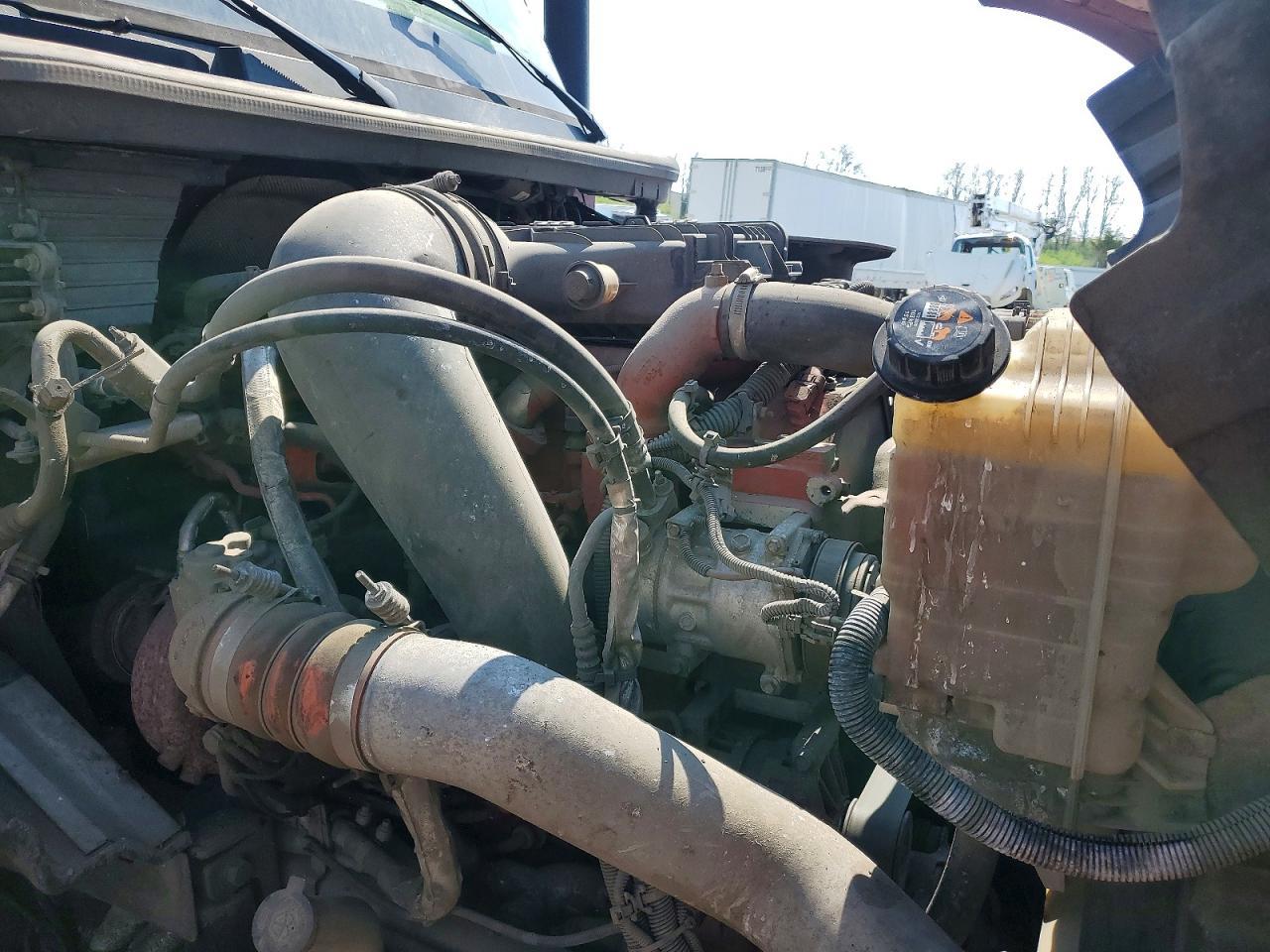 2019 International LT625 Semi Truck