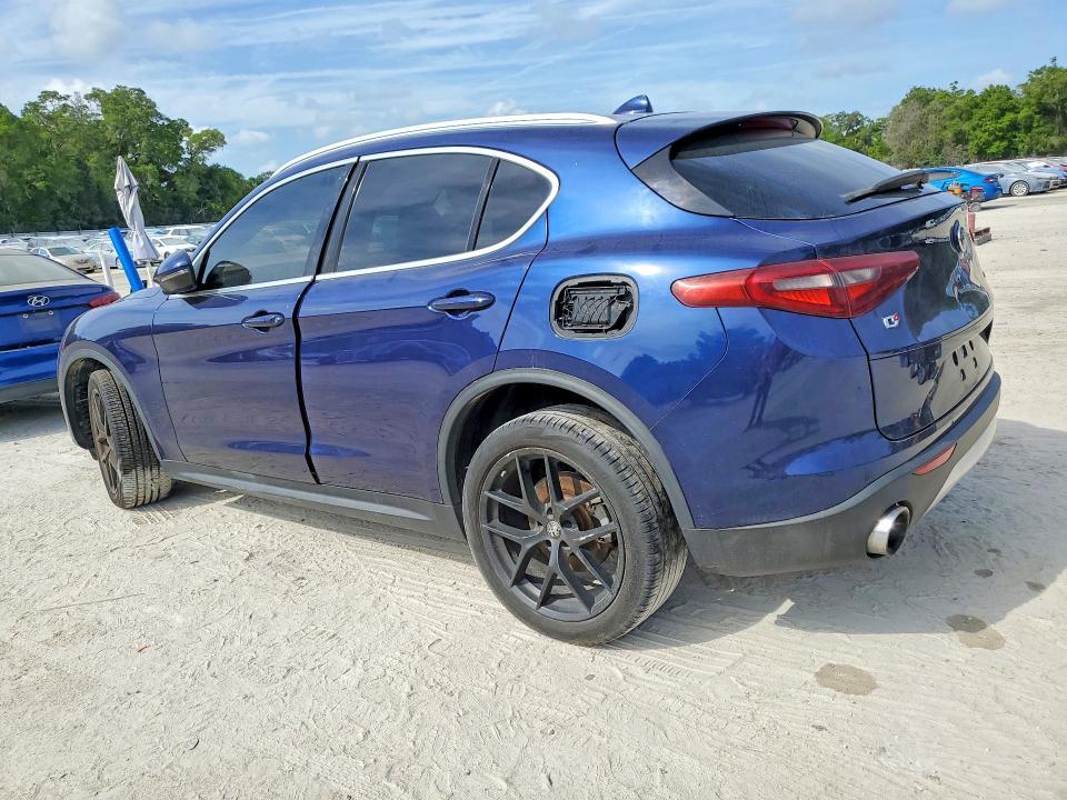 2018 Alfa Romeo Stelvio ti