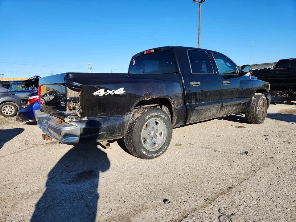 2005 Dodge Dakota Quad SLT