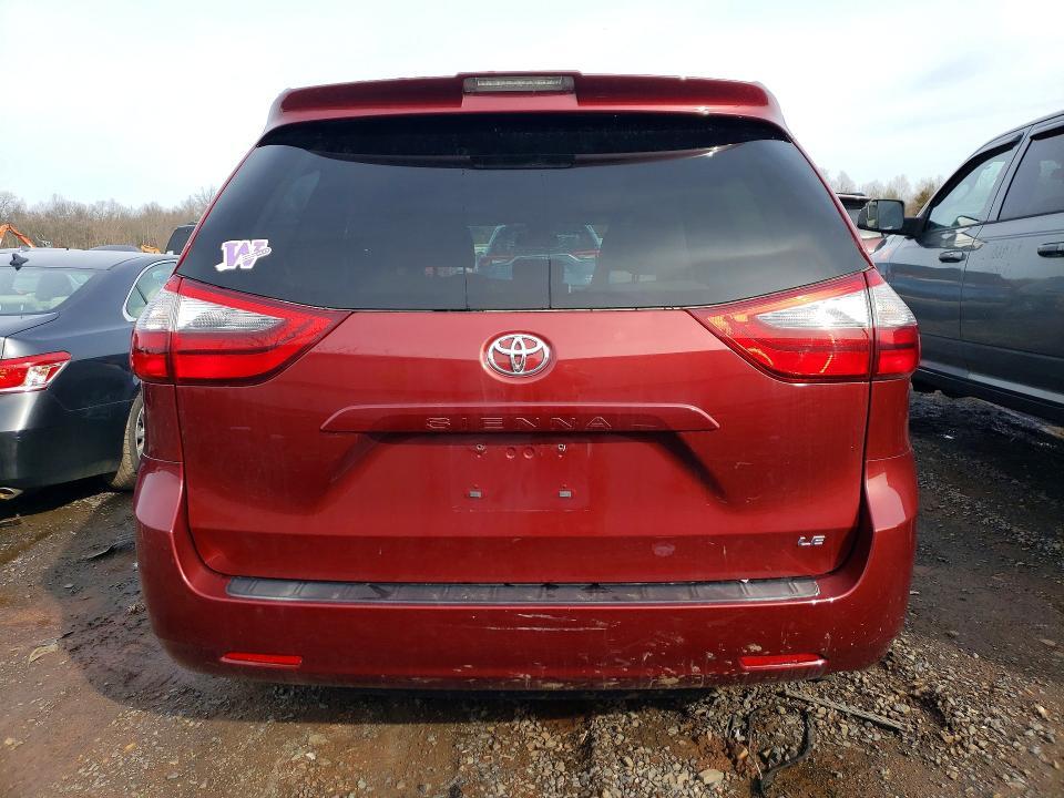 2020 Toyota Sienna le 8-passenger
