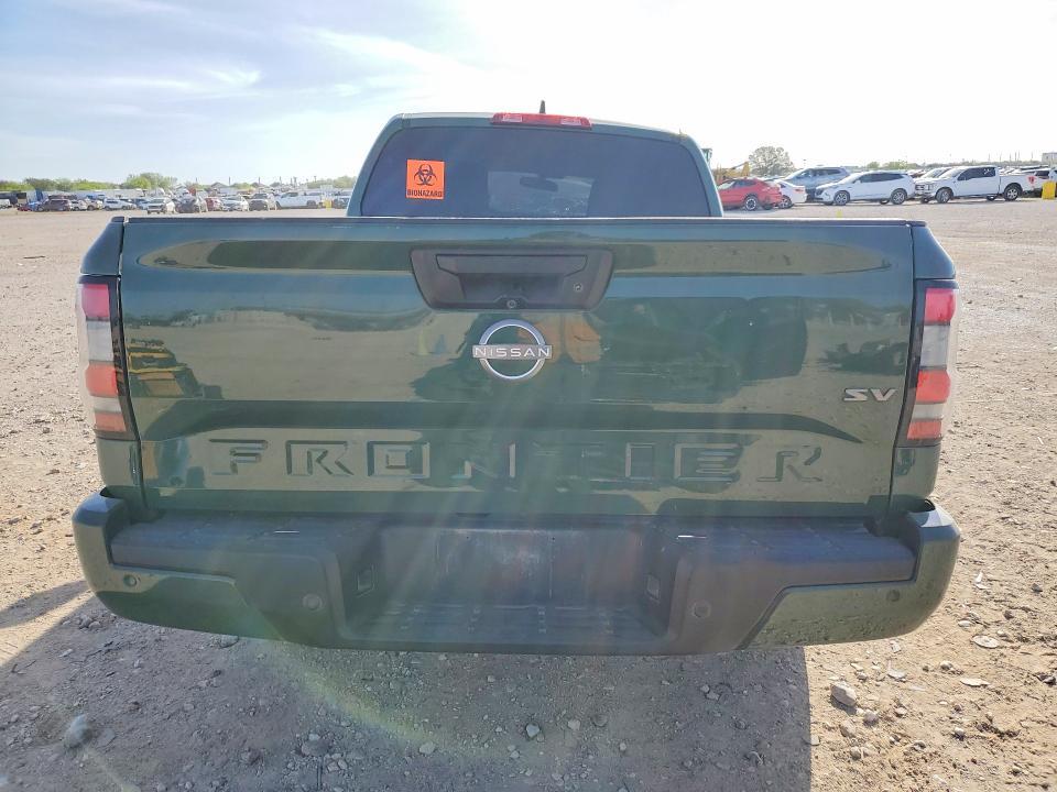 2022 Nissan Frontier SV