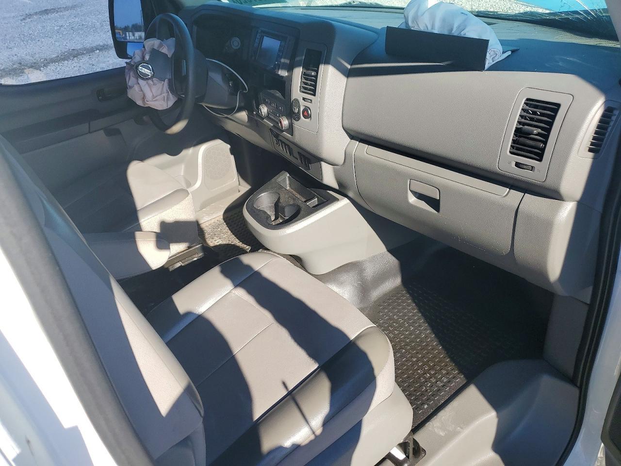 2016 Nissan NV 1500 Utility / Service Van