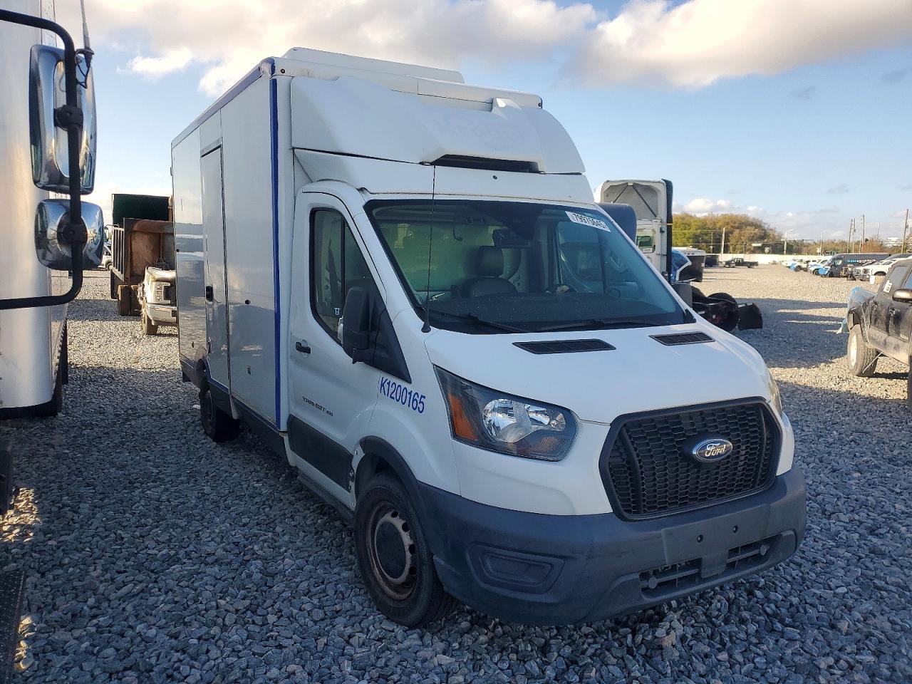 2020 Ford Transit Delivery Truck