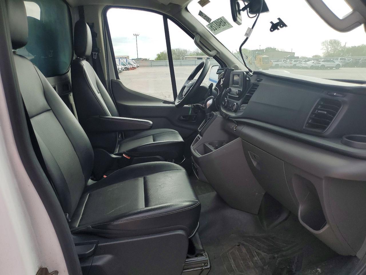 2021 Ford Transit Delivery Truck