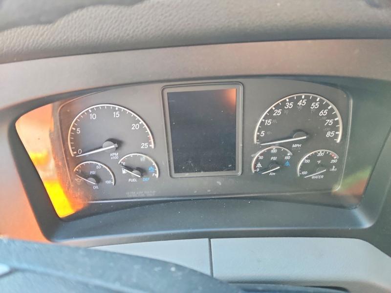 2020 Freigliner 2020 Freightliner Cascadia 126 Semi Truck