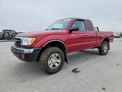 Salvage trucks for sale at Lebanon, TN auction: 2000 Toyota Tacoma Base