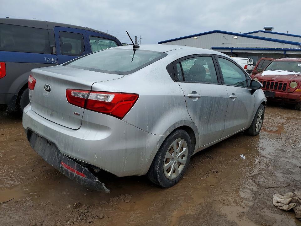 2015 KIA Rio lx