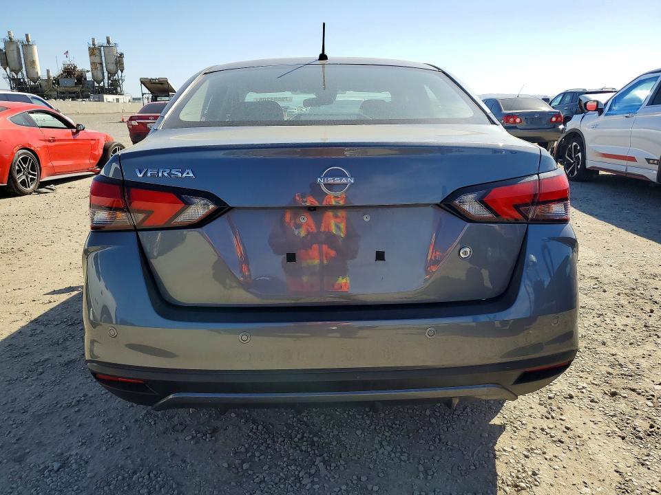 2024 Nissan Versa s
