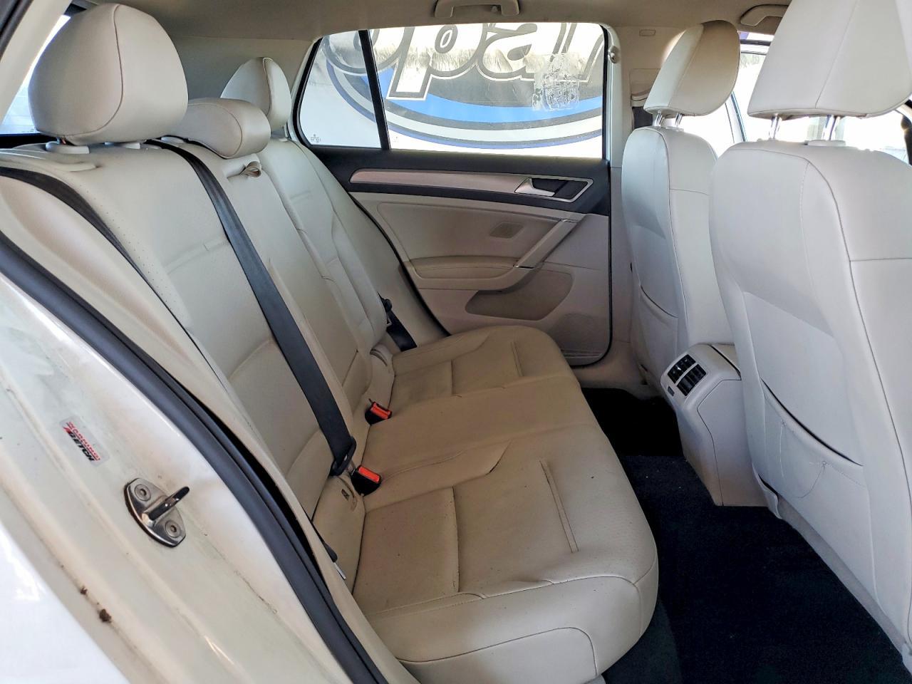 2015 Volkswagen Golf