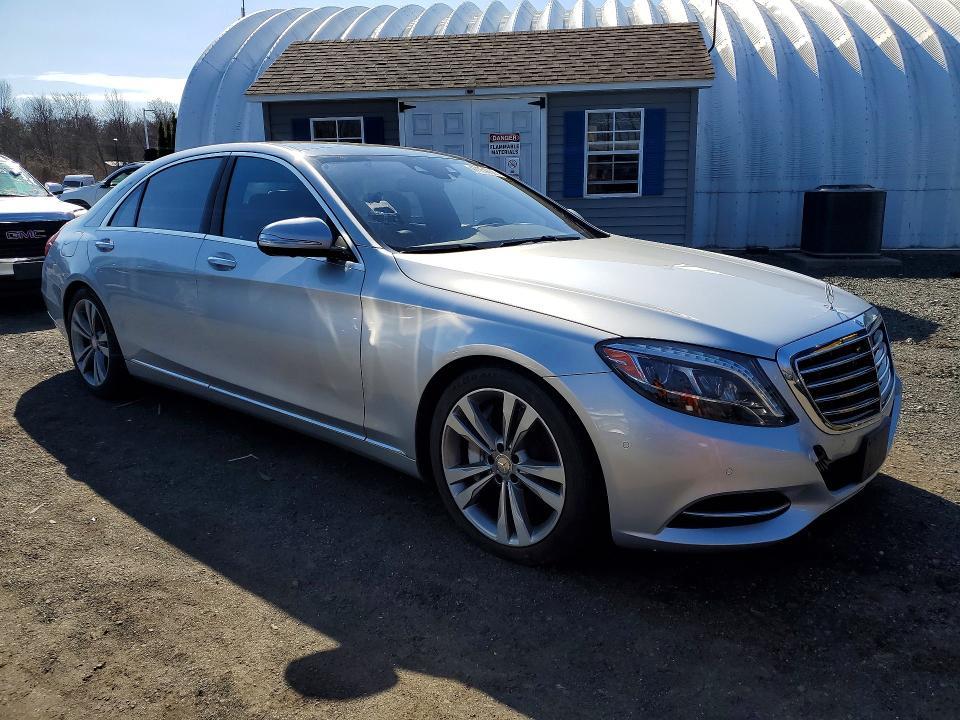 2015 Mercedes-Benz S 550