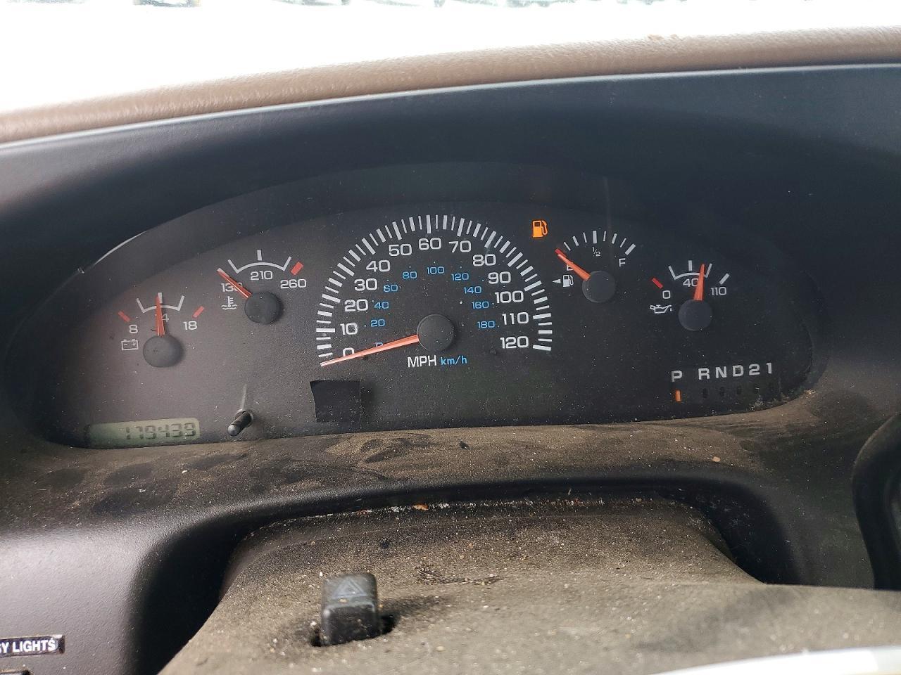 1998 Dodge Ram van B1500