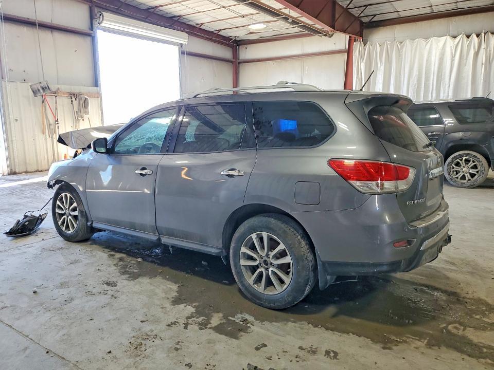 2016 Nissan Pathfinder sv