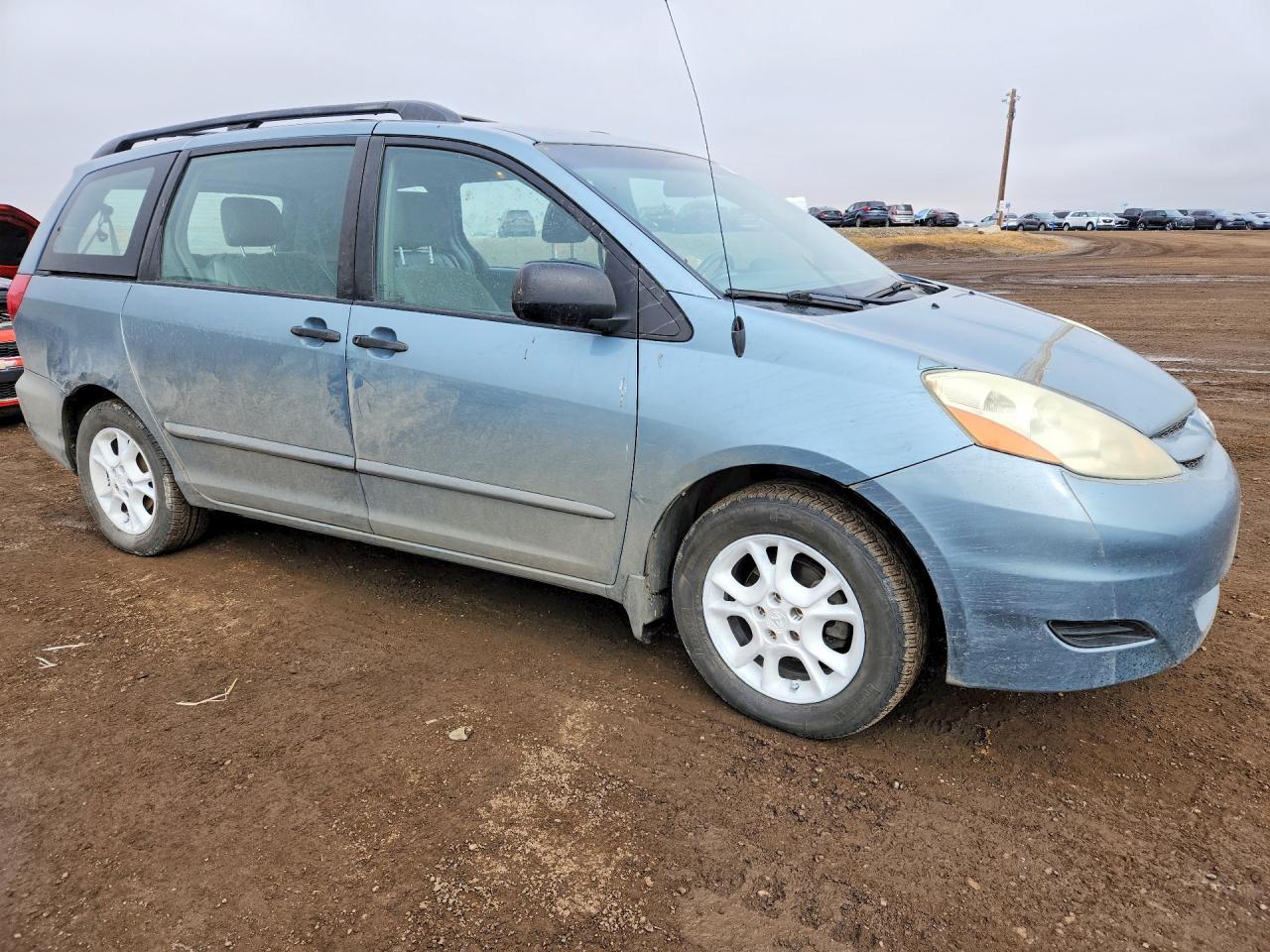2006 Toyota Sienna ce 7 Passenger