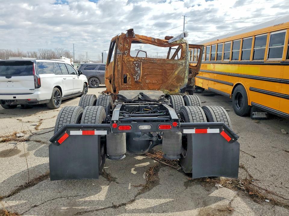 2025 International LT62F Semi Truck