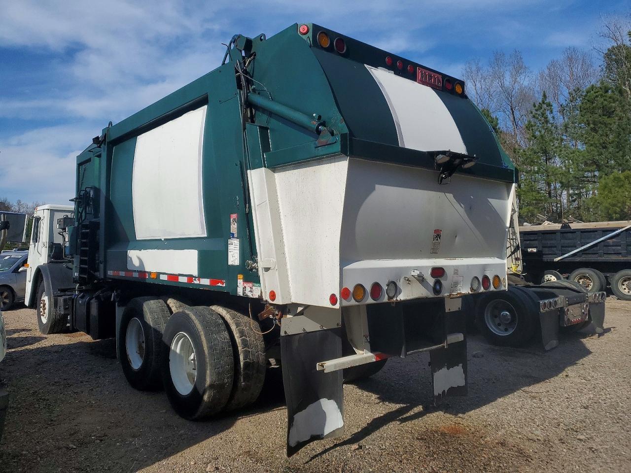 2016 Mack 600 LEU600