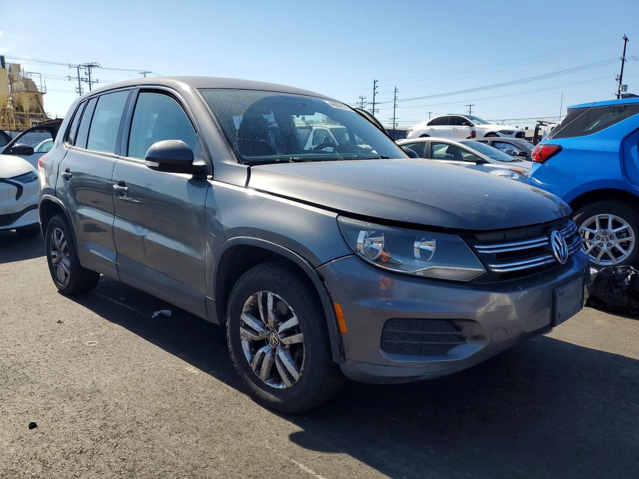 2014 Volkswagen Tiguan s