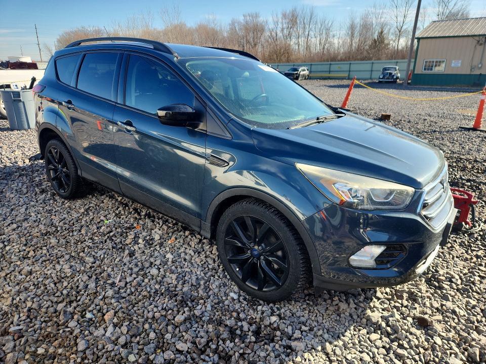 2019 Ford Escape se