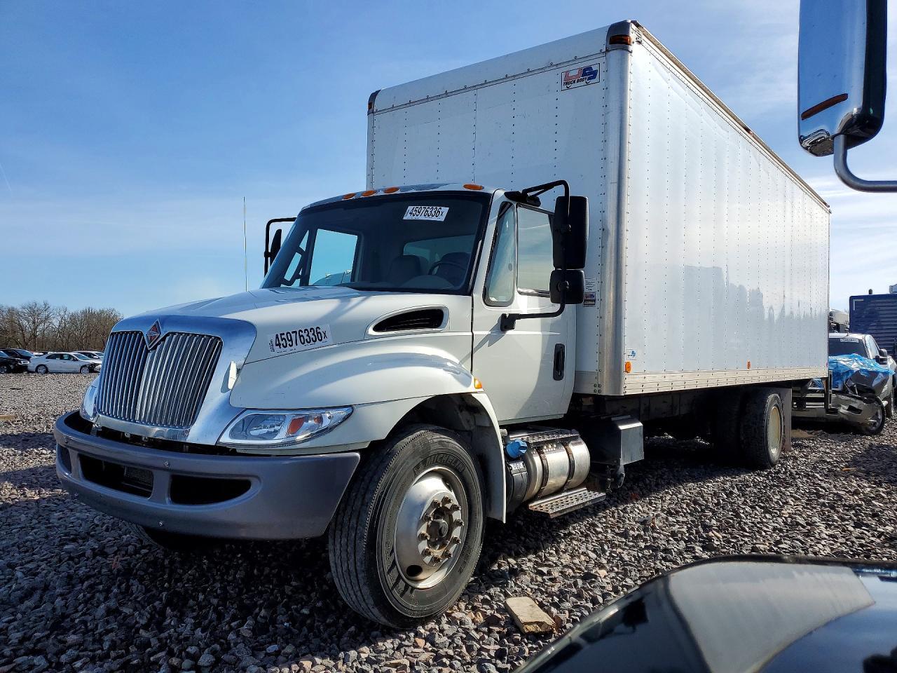 2016 International 4000 4300-Semi Truck