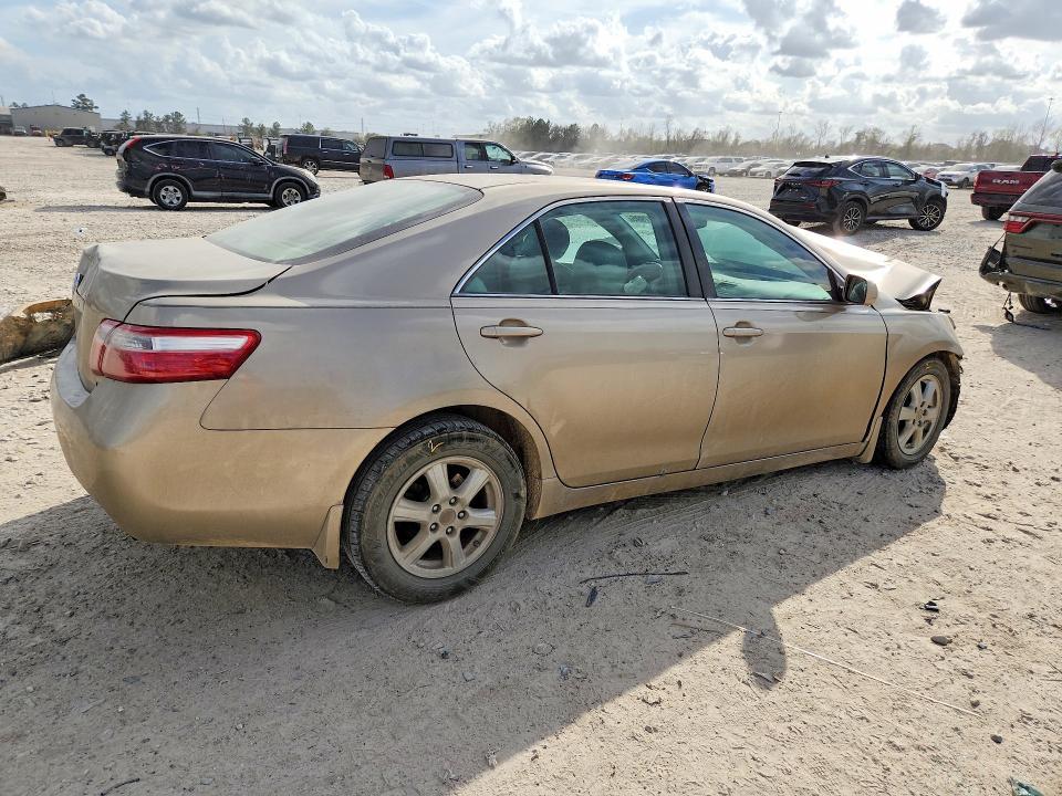 2009 Toyota Camry le