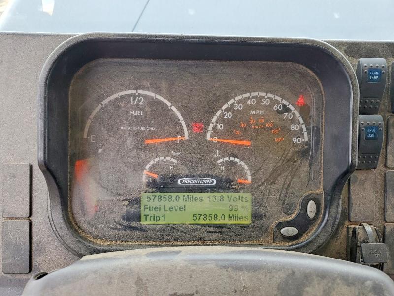 2021 Freightliner MT45G Chassis Delivery Truck