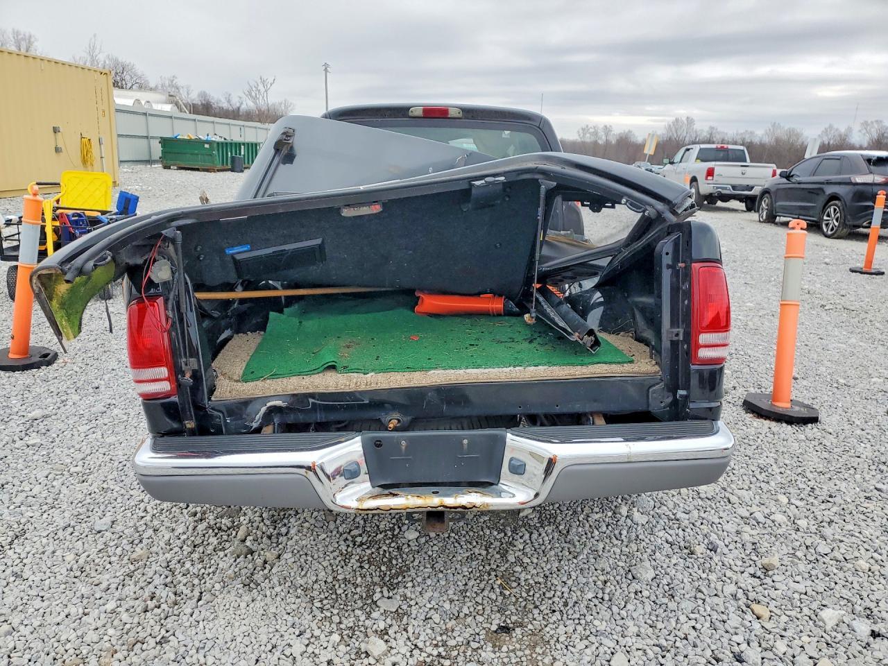 2003 Dodge Dakota slt