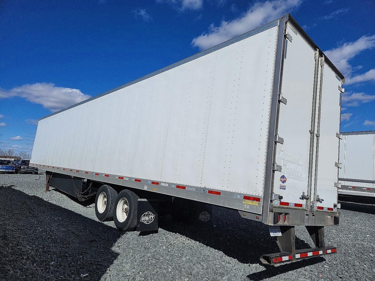 2022 Utility VS2DX DRY Van Trailer