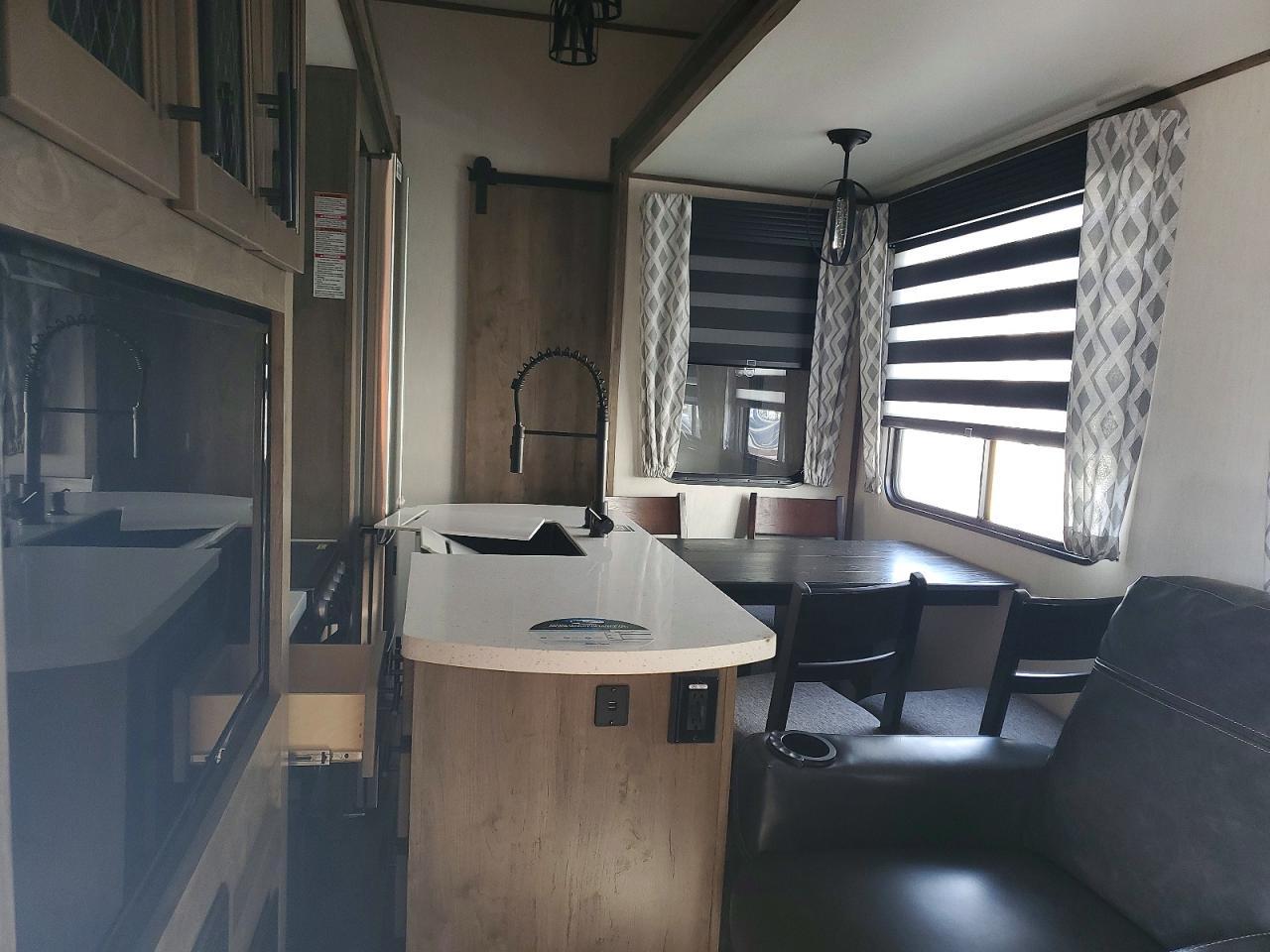 2021 Foresriver 2021 Forest River Sabre Camper