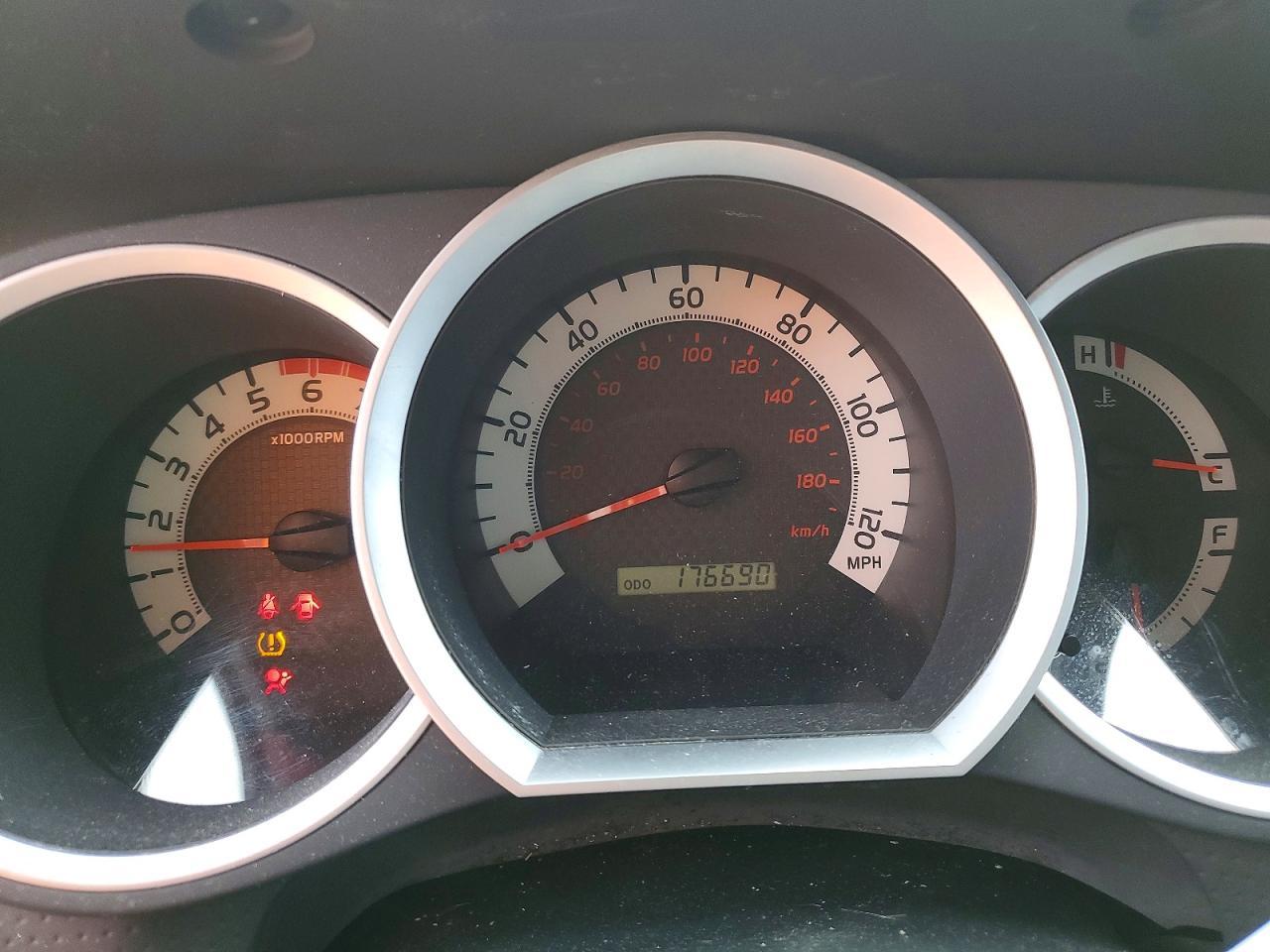 2013 Toyota Tacoma Prerunner V6