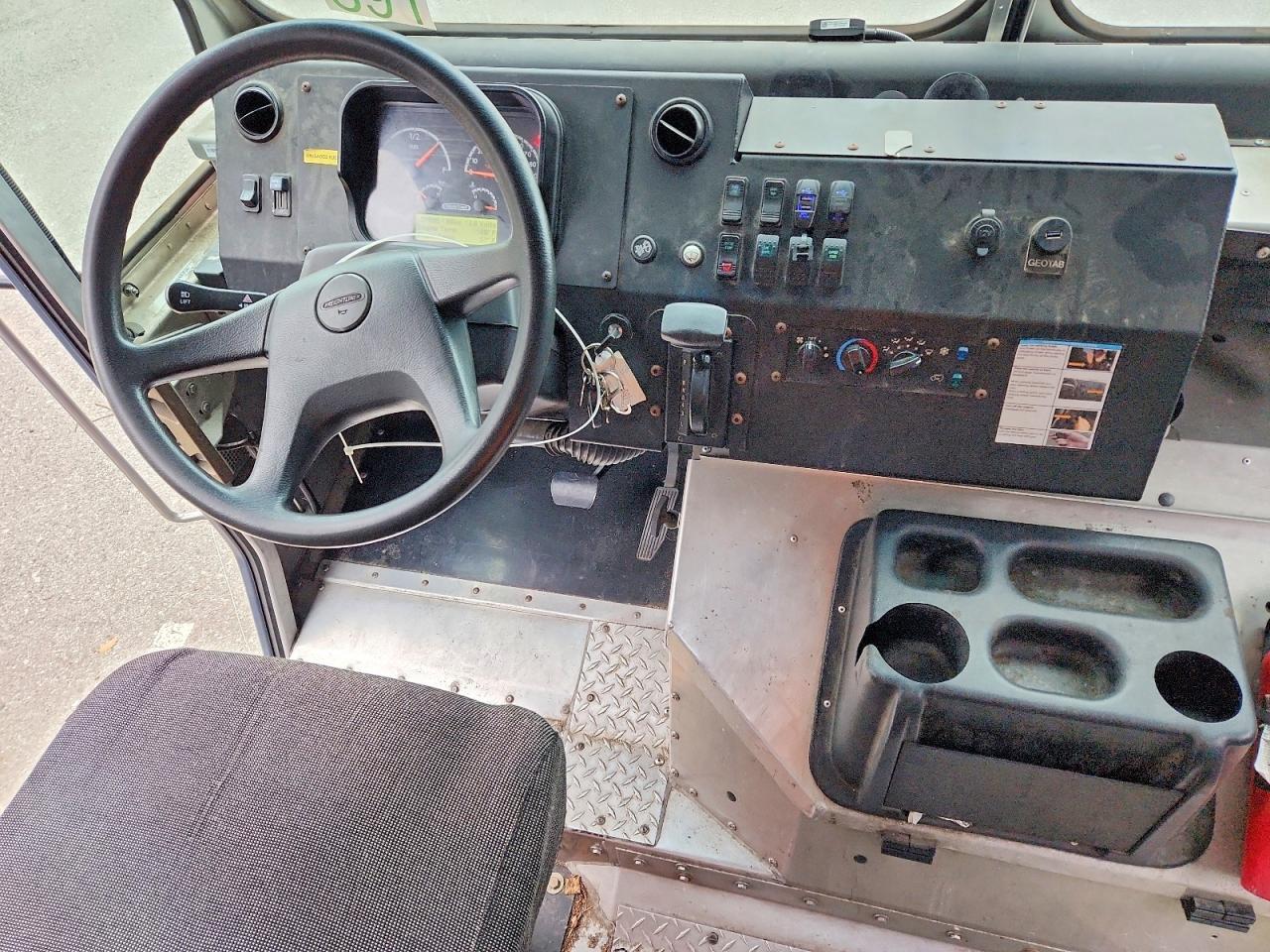 2020 Freightliner Chassis M Line WALK-IN Van