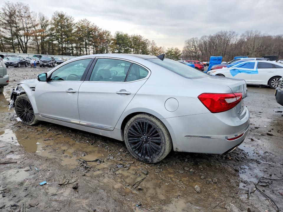 2016 KIA Cadenza Limited