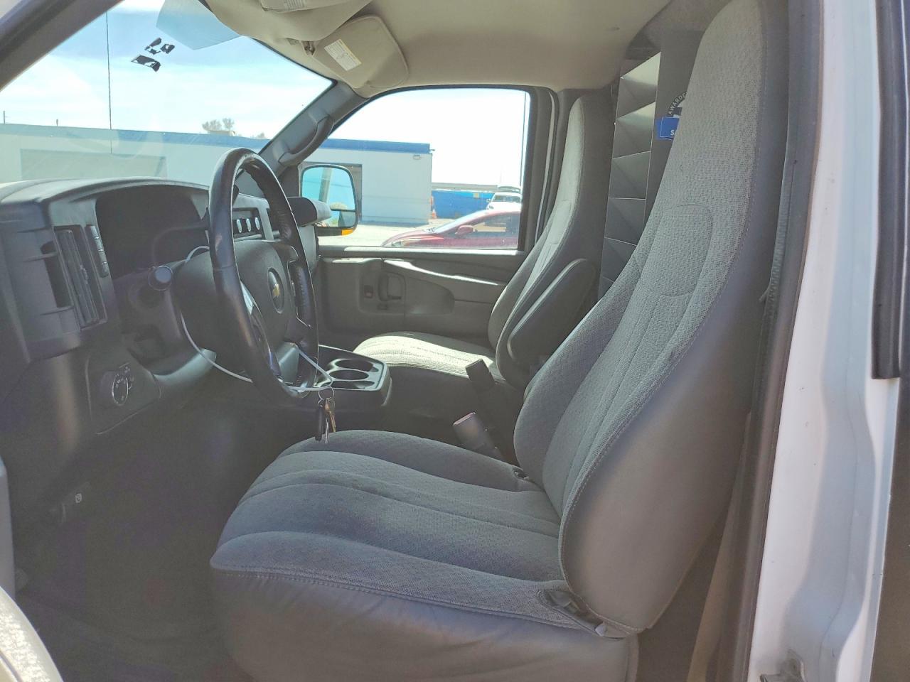 2012 Chev Rolet Express 3500 Cargo Delivery Van