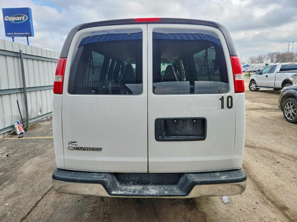 2017 Chev Rolet Express Delivery van