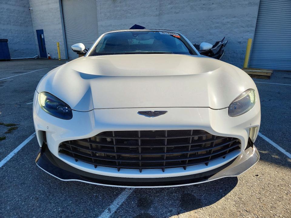 2023 Aston Martin Vantage