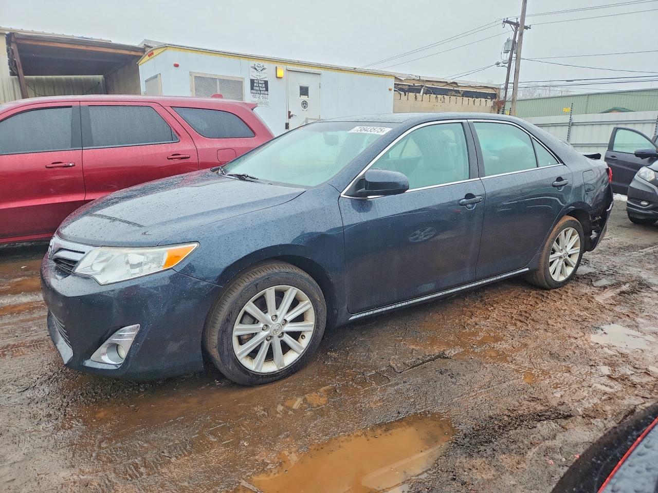 2014 Toyota Camry xle V6