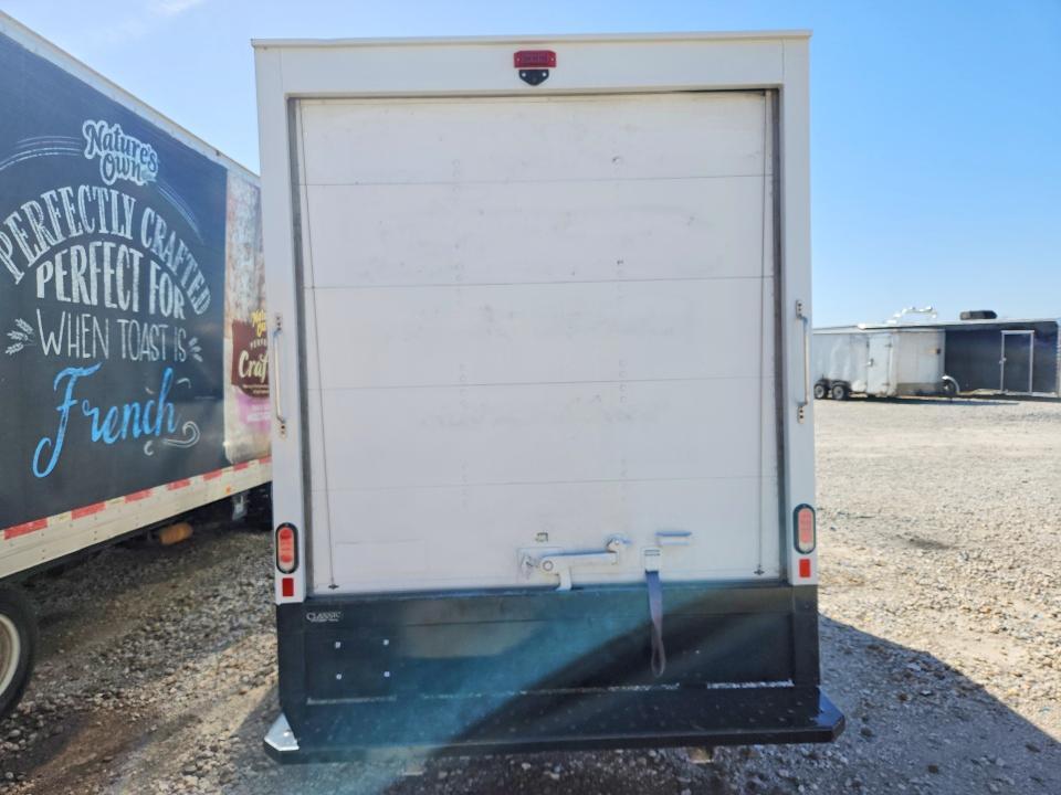 2023 Chev Rolet Express G3500 BOX Truck