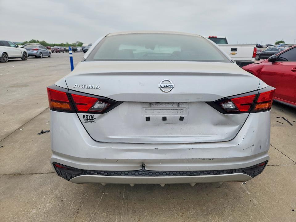 2022 Nissan Altima 2.5 s