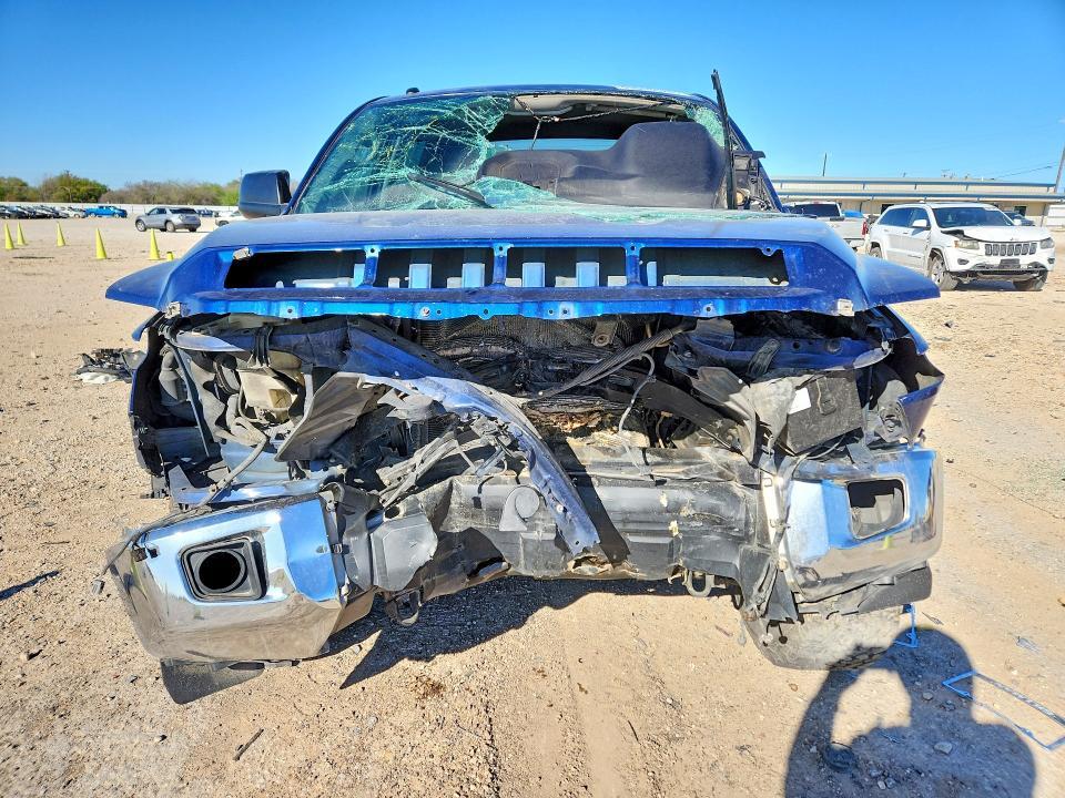 2015 Toyota Tundra SR5