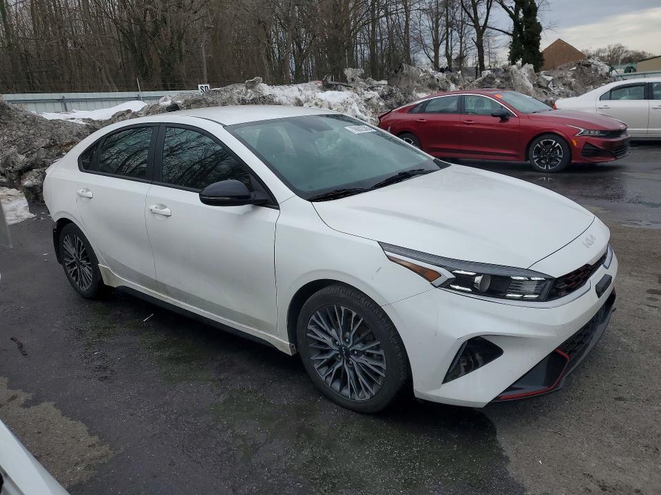 2022 KIA Forte Gt-line