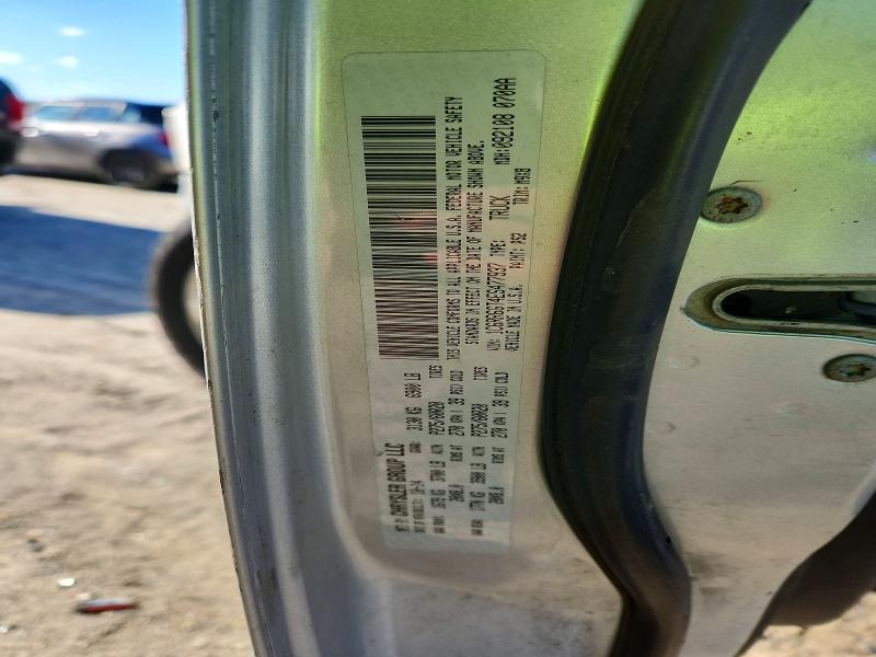 2014 Ram Trucks 1500 SLT