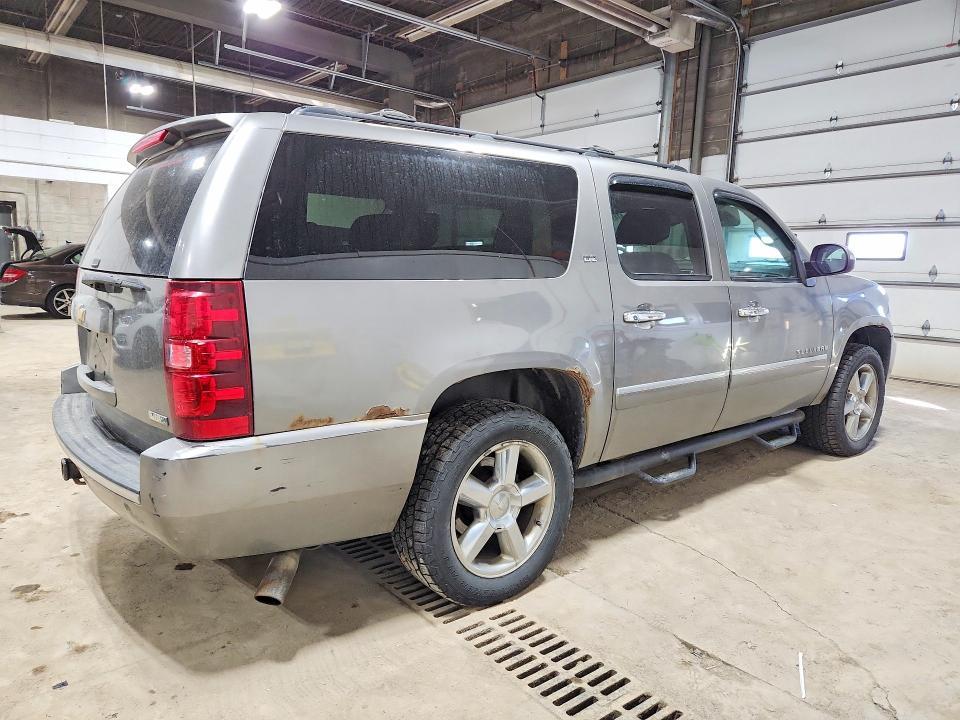 2012 Chevrolet Suburban K1500 ltz