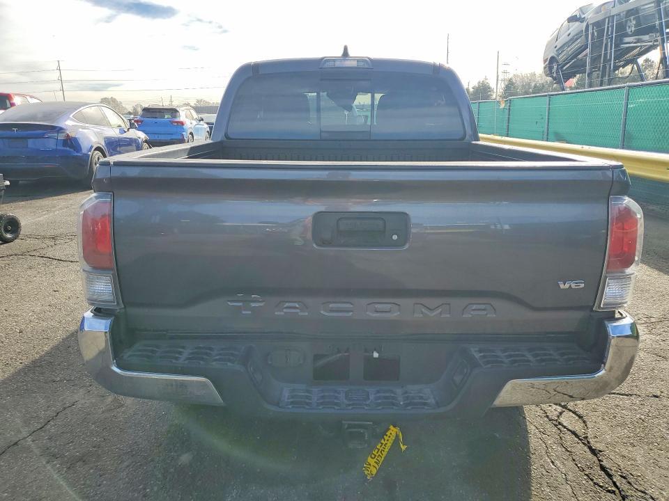 2022 Toyota Tacoma TRD OFF-Road
