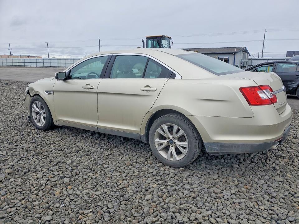 2010 Ford Taurus sel