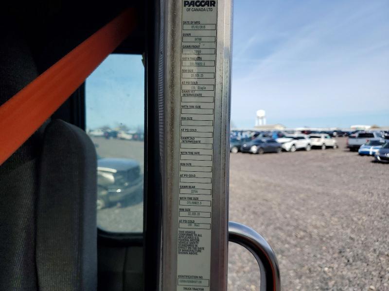 2016 Kenworth T330 Semi Truck