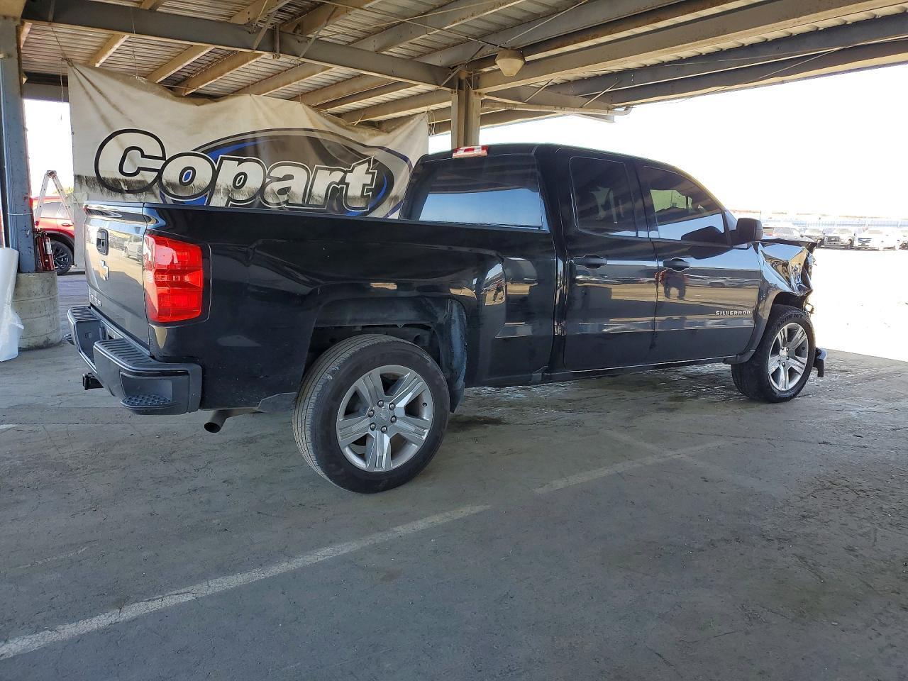 2018 Chevrolet Silverado C1500 Custom
