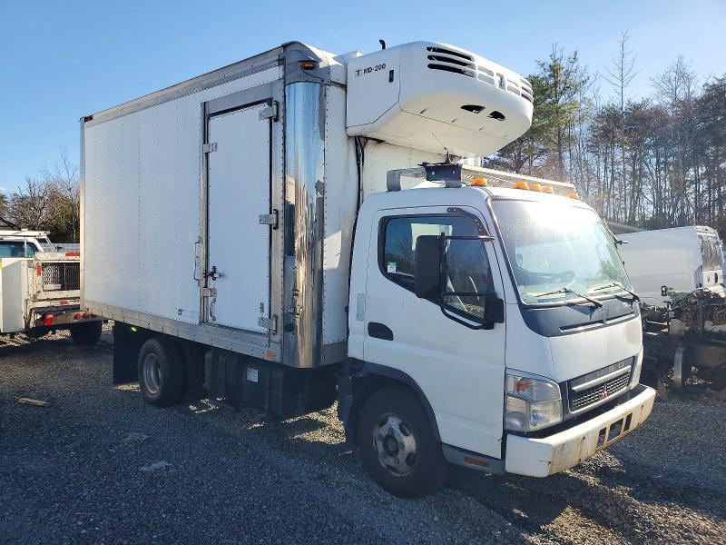 2007 Mitsubishi FE84D Refrigerated BOX Truck