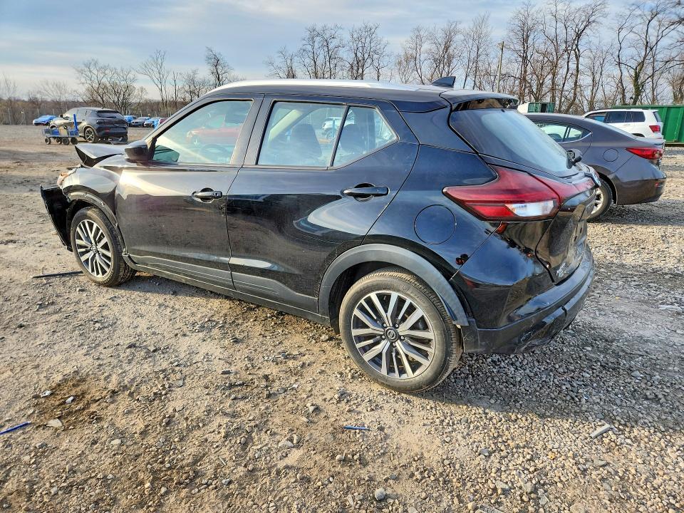 2021 Nissan Kicks sv