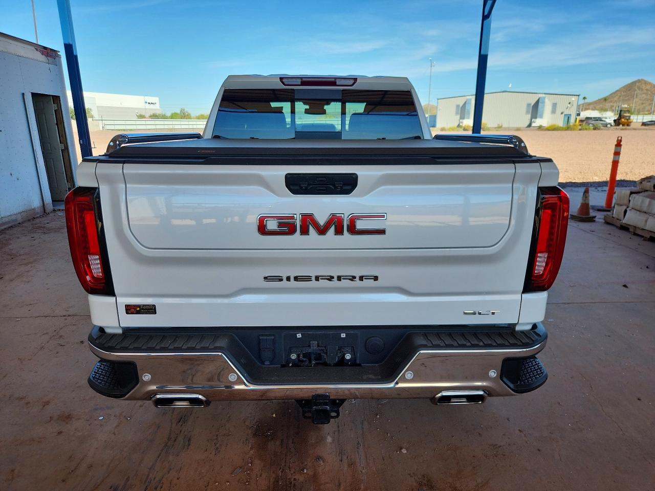 2024 GMC Sierra K1500 SLT